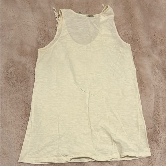 Cream Ruffled Tank Top - Picture 4 of 5